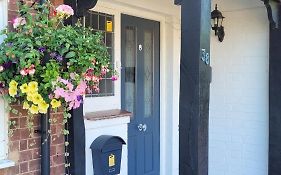 Hampton Lodge En-Suite Rooms With Free Parking